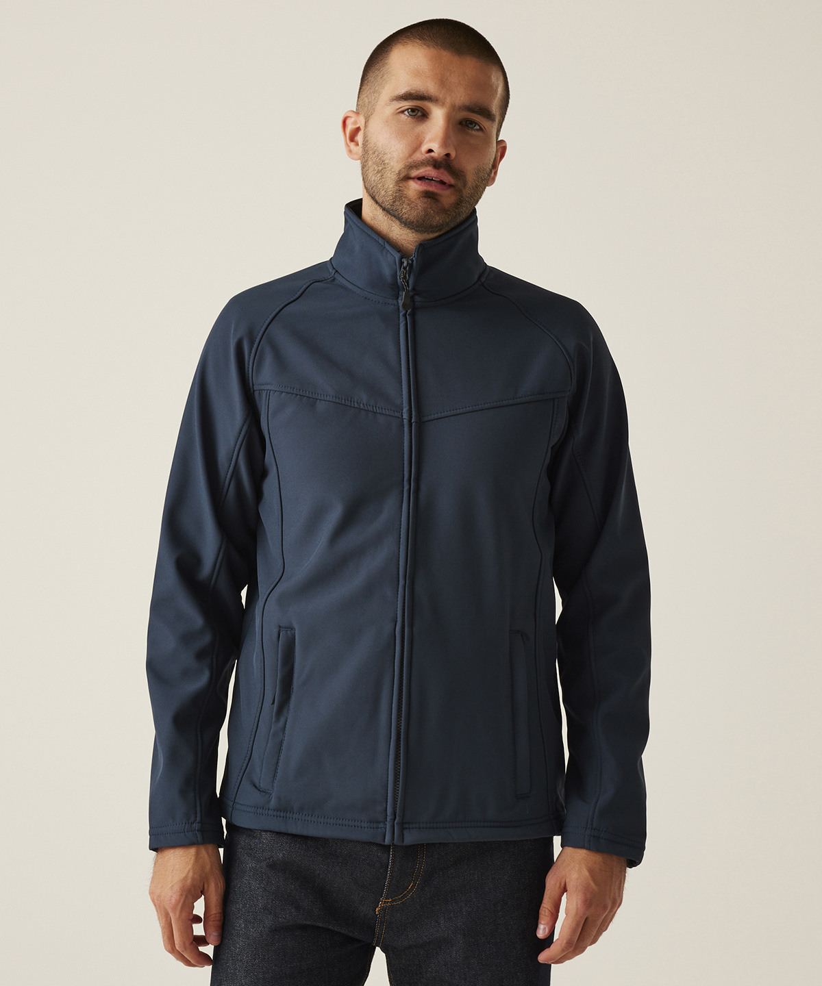 Uproar softshell